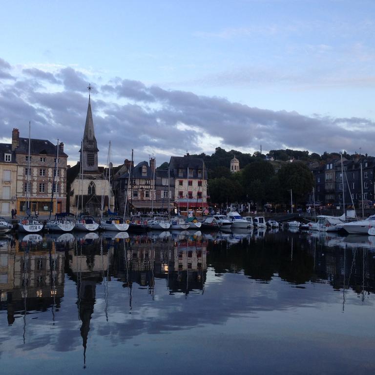 Apartmán 1Er Secret De Honfleur Pokoj fotografie